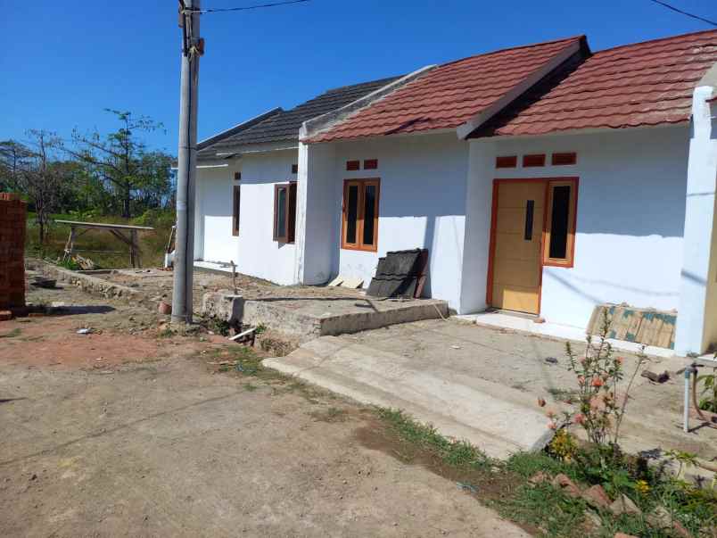 rumah perum siap huni dan strategis