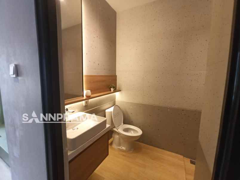 rumah scandinavian 2 lantai 900 jutaan dekat tol borr