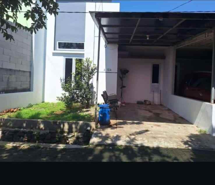 rumah second dalam cluster griya asri cilodong depok