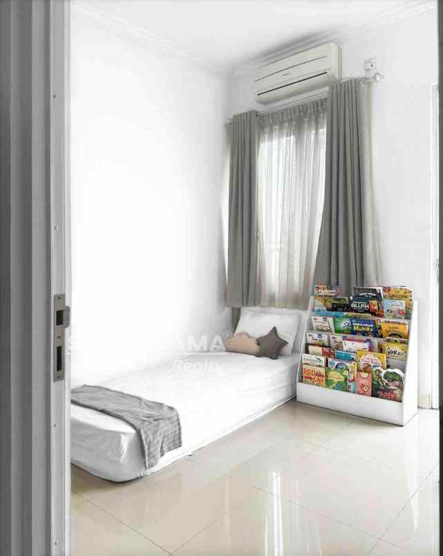 rumah semi furnished dalam cluster sukatani depok fry