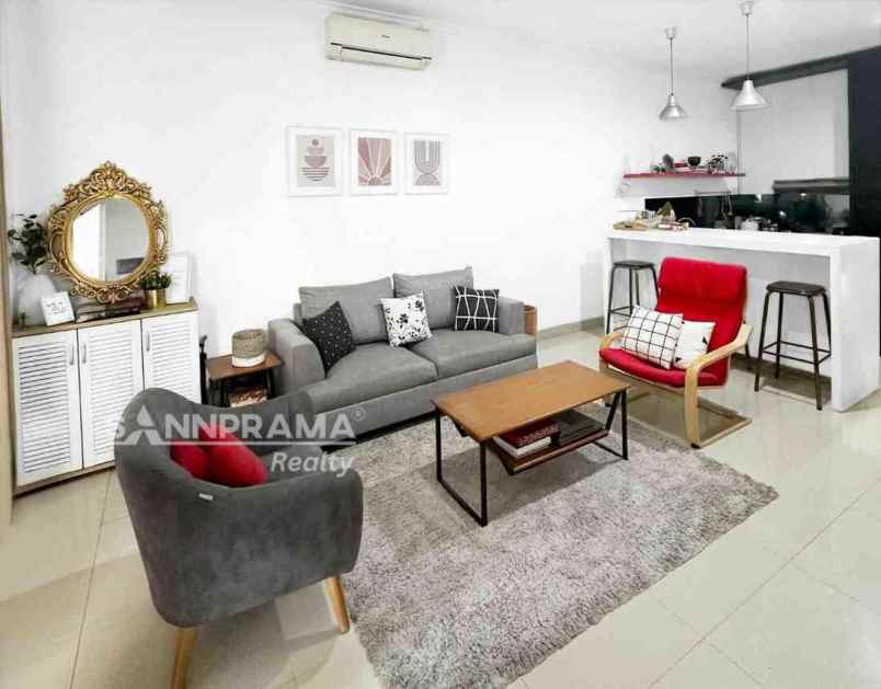 rumah semi furnished dalam cluster sukatani depok fry