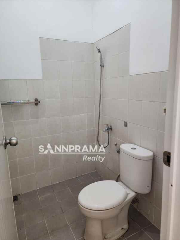 rumah shm tanah 84 di cluster kelapa dua depok rhl