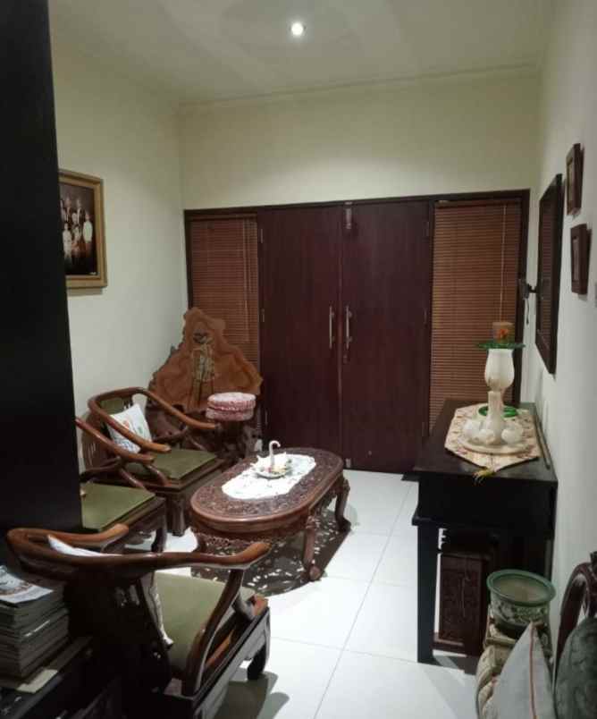 rumah siap huni 2 lantai lokasi griyashanta