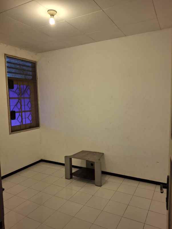 rumah siap huni darmo harapan row jalan 2 5 mobil