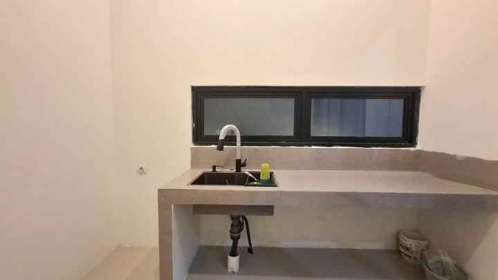 rumah siap huni dekat exit tol jogja solo di kalasan