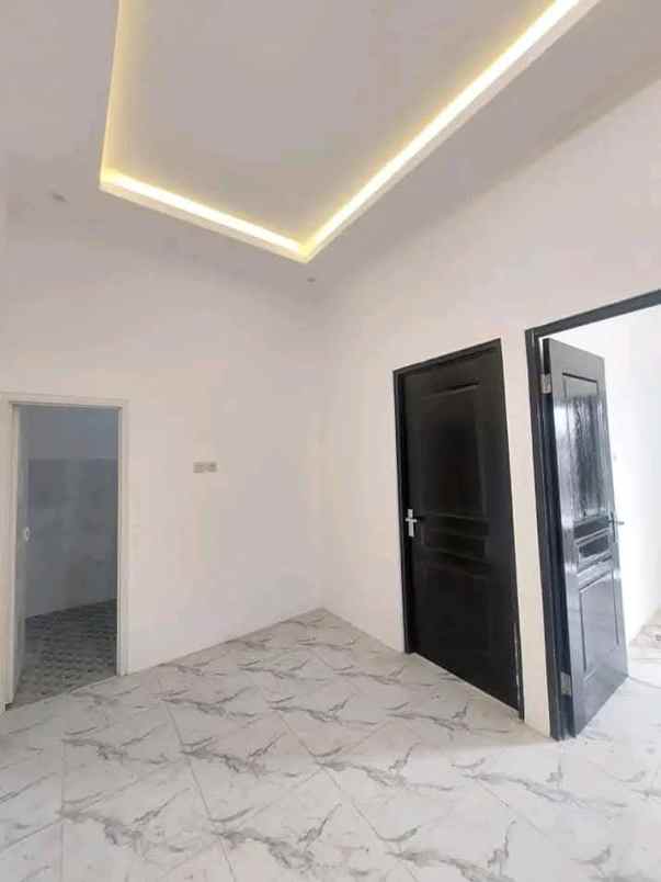 rumah siap huni dua lantai di klipang smg