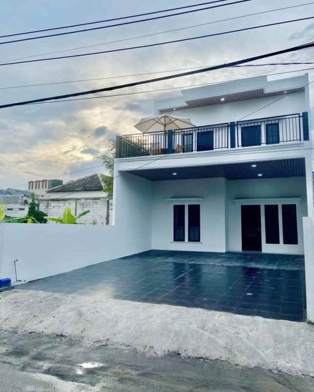 rumah siap huni dua lantai di klipang smg