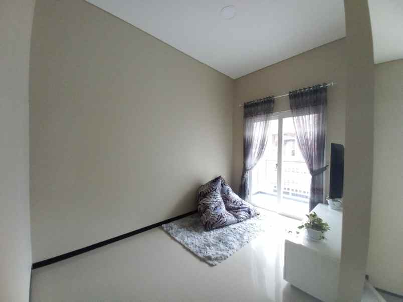 rumah siap huni mewah dijual cepat dekat uii