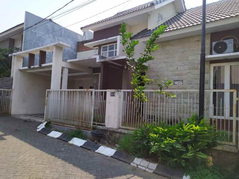 rumah siap huni modern di kota malang