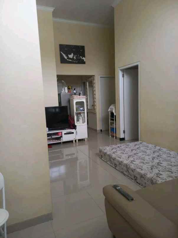 rumah siap huni semi furnish di pandanwangi