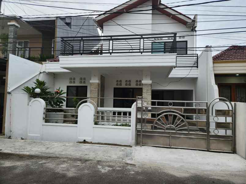 rumah siap huni seperti baru