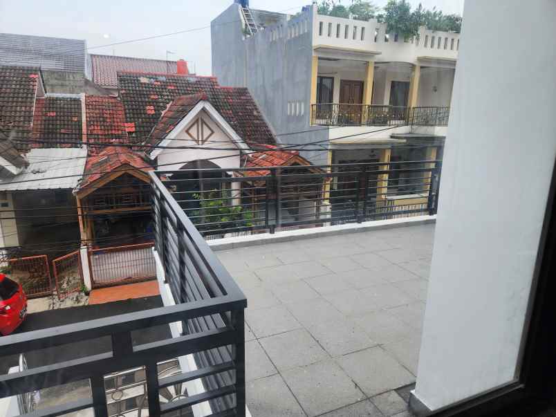 rumah siap huni seperti baru