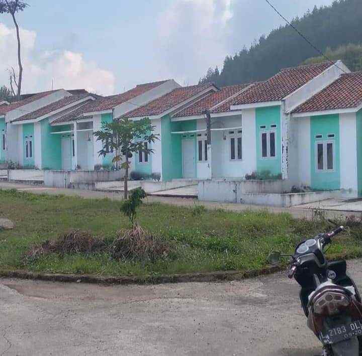 rumah subsidi dp 1 juta an cimalaka sumedang