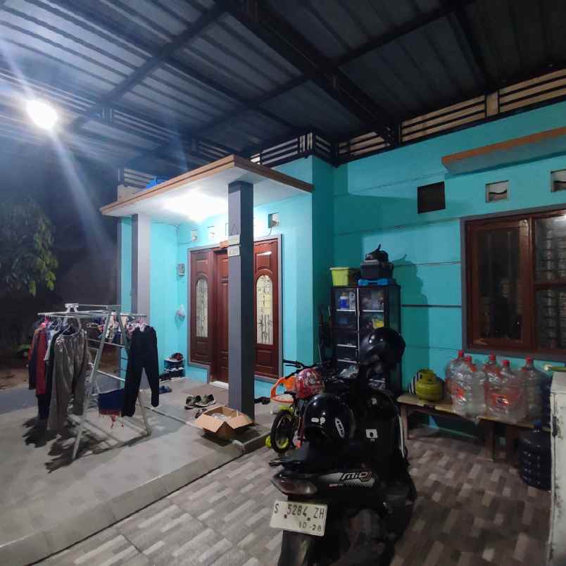 rumah tengah kota jombang