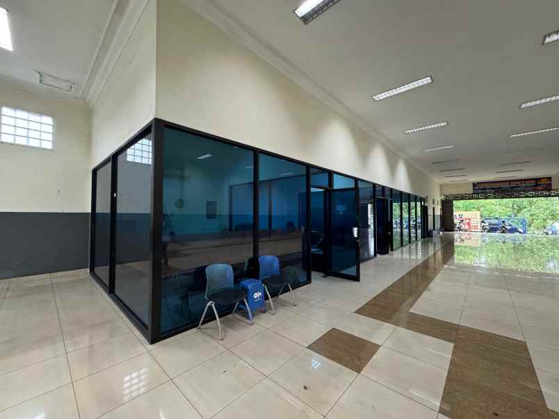 rumah usaha strategis dekat alun alun sidoarjo