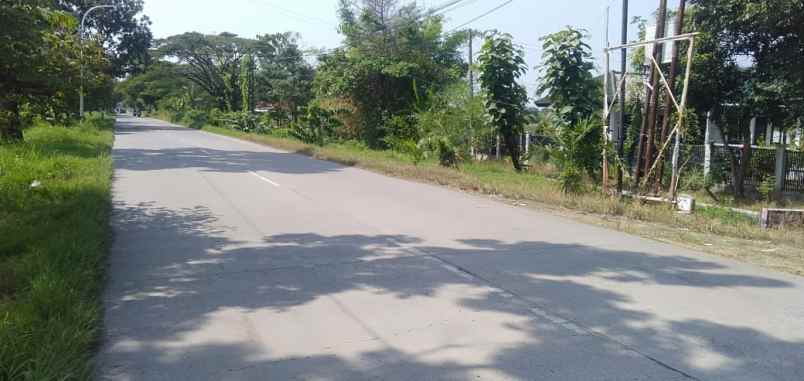 tanah pinggir jalan dijual