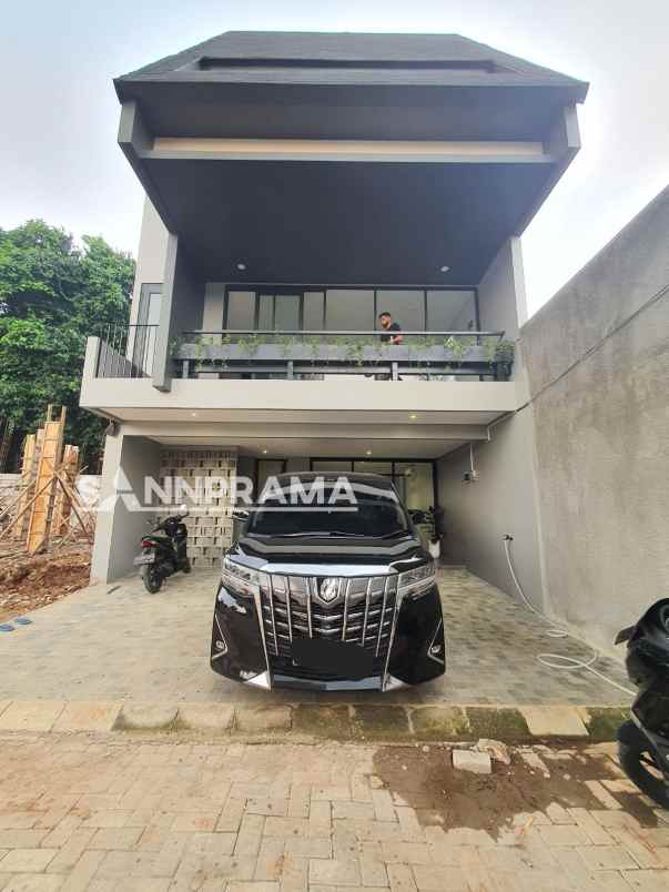 townhouse exclusive kemang selatan hanya 8 unit rn