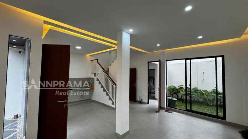 townhouse private pondok cabe shm free dp rn