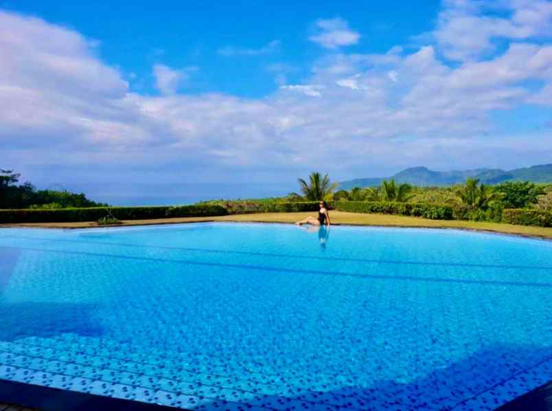 villa dengan view laut di pelabuhan ratu sukabumi