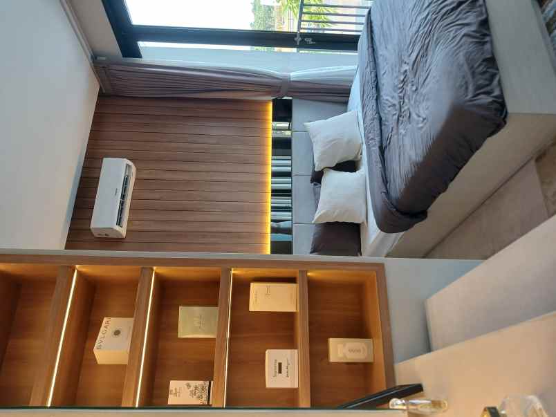 z living attic house grand wisata bekasi