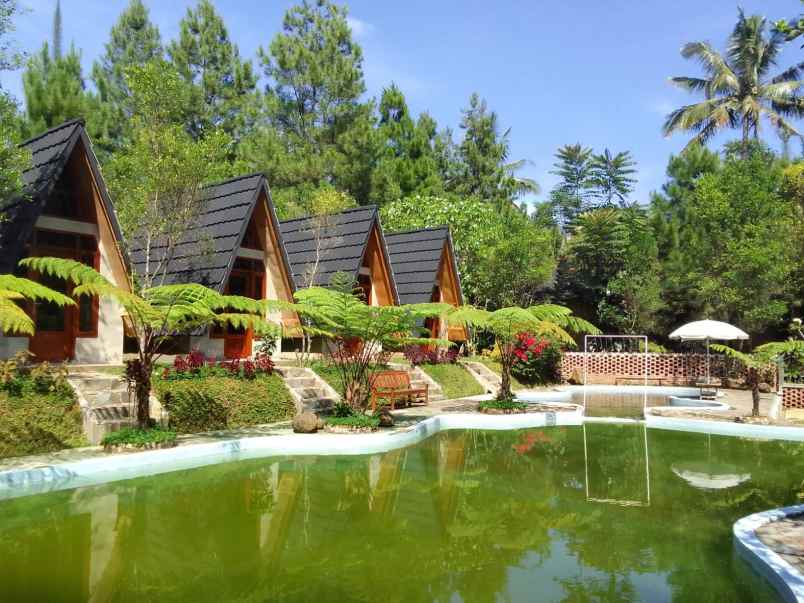 5500 m2 tempat wisata villa sagalaherang subang