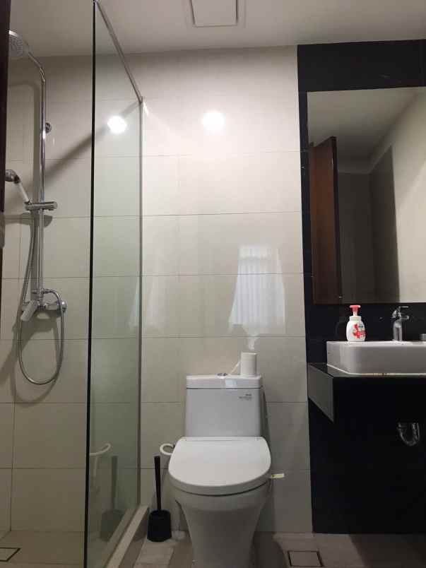 apartemen apt the kensington kelapa