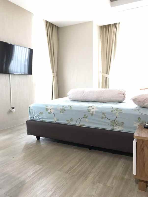 apartemen apt the kensington kelapa