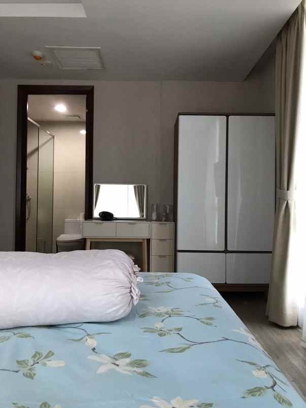 apartemen apt the kensington kelapa