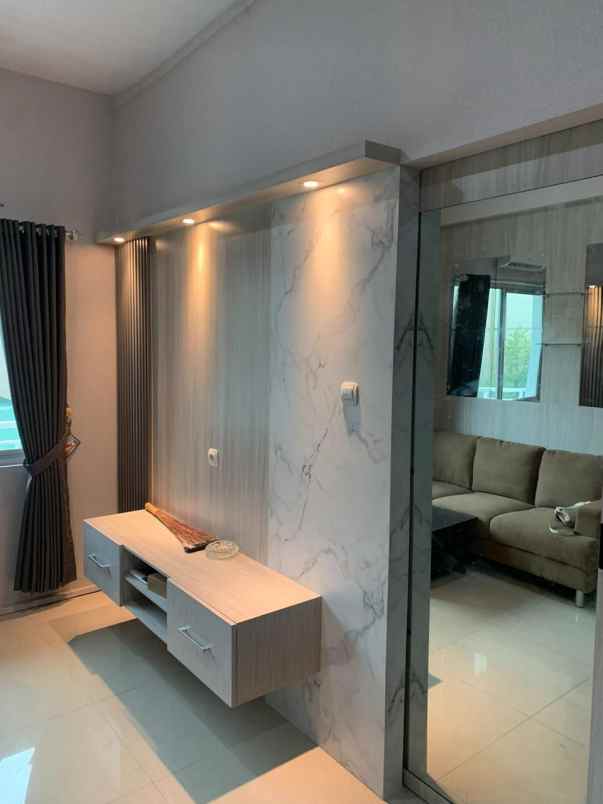 bu apartemen paragon solo full furnish baru renovasi