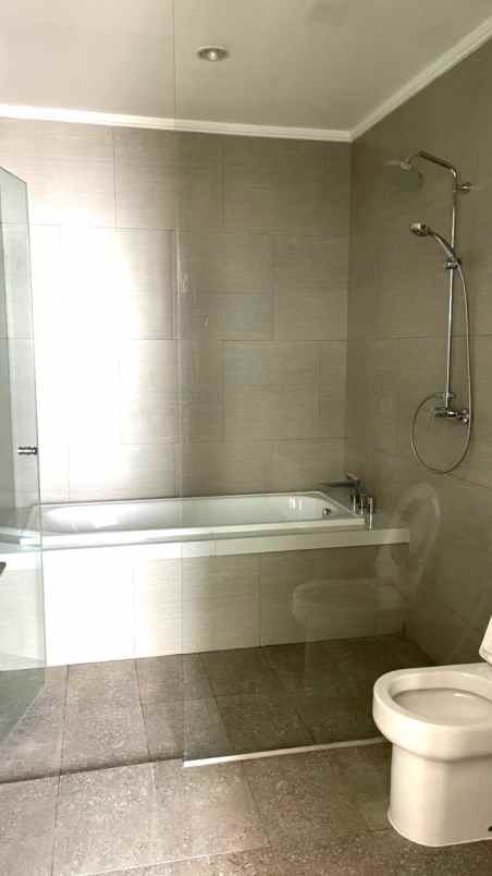 dijual apartemen apartemen menara jakarta