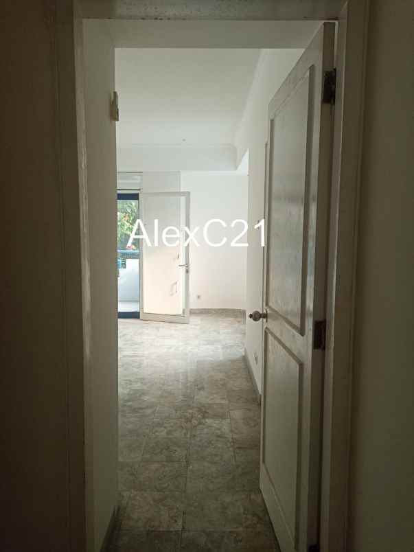 dijual apartemen cipete utara