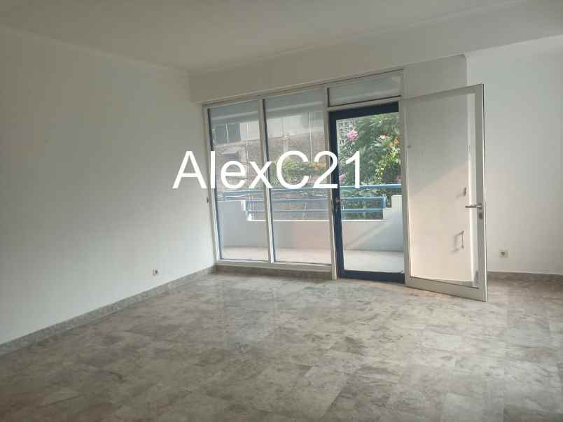 dijual apartemen cipete utara