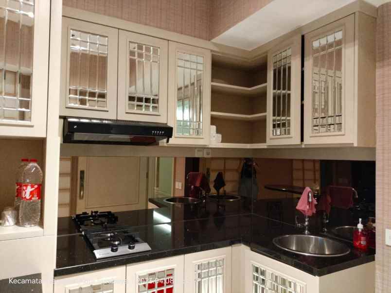 dijual apartemen jalan embong malang