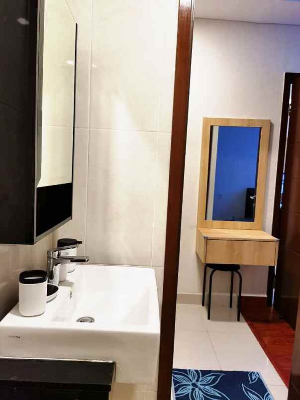 dijual apartemen jl salemba raya