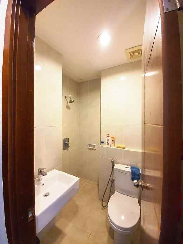 dijual apartemen jl salemba raya