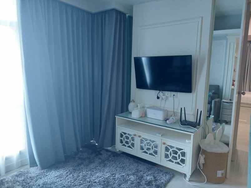 dijual apartemen pakuwon indah surabaya