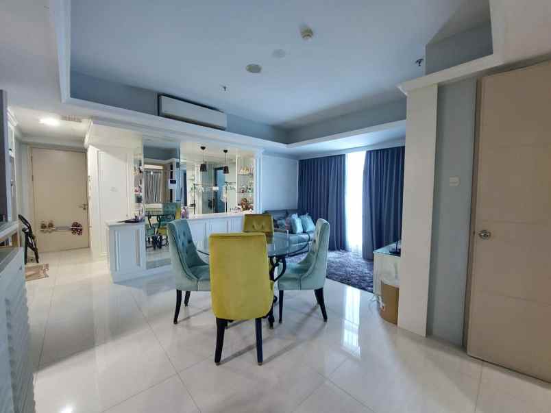 dijual apartemen pakuwon indah surabaya