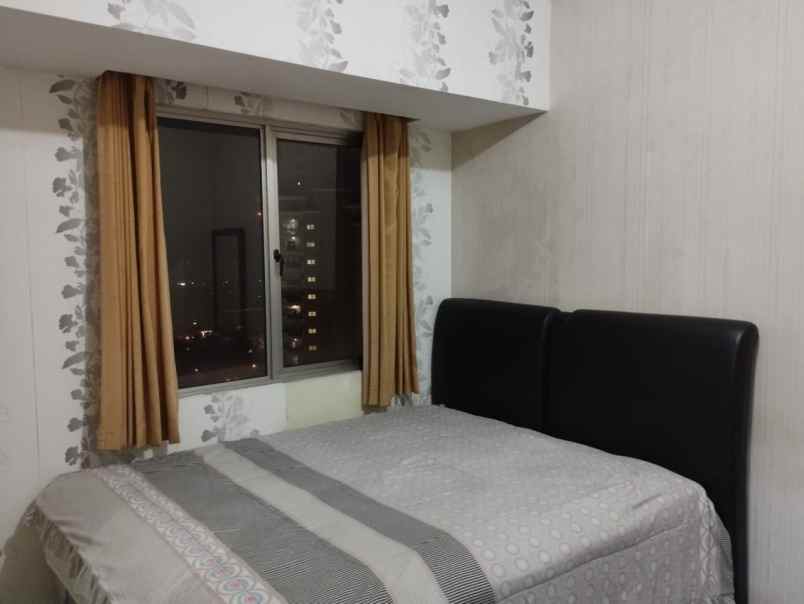 dijual apartemen pakuwon indah wiyung