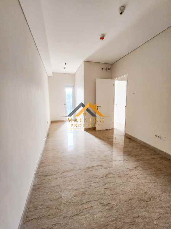 dijual apartemen podomoro city deli tower lincoln