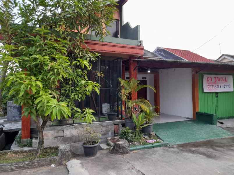 dijual cash rumah 120 meter