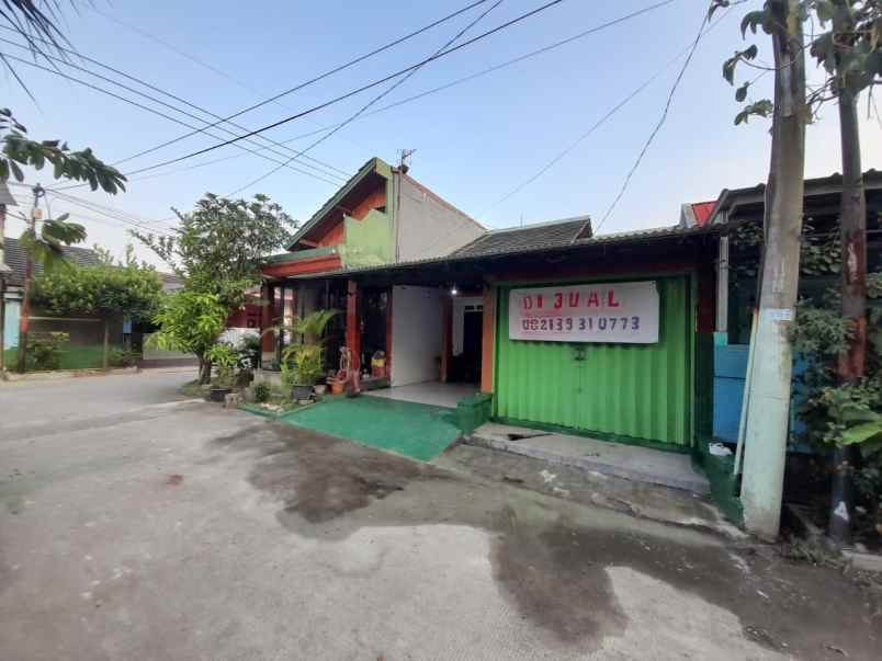 dijual cash rumah 120 meter