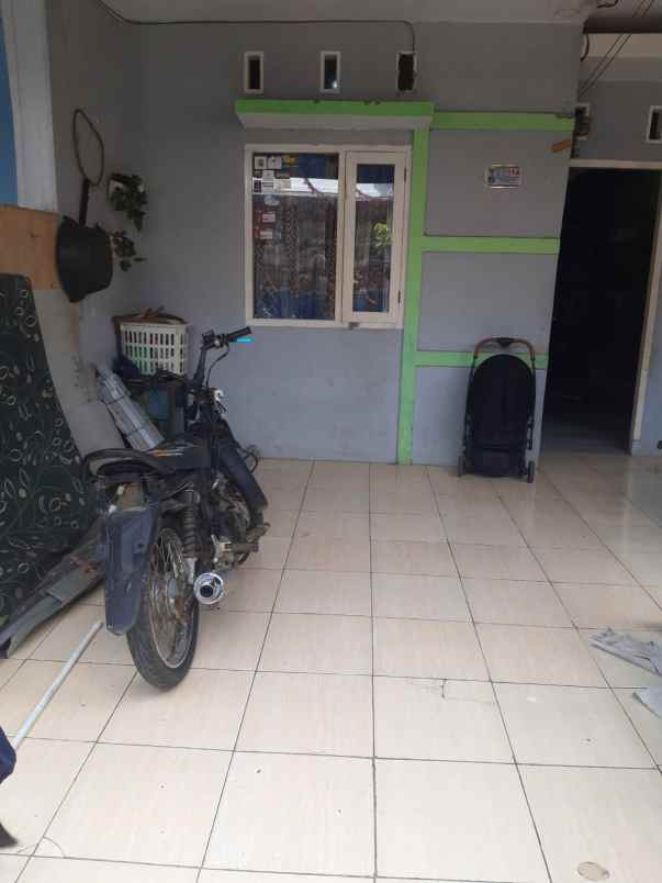 dijual cepat rumah 300 juta tapos akses mobil