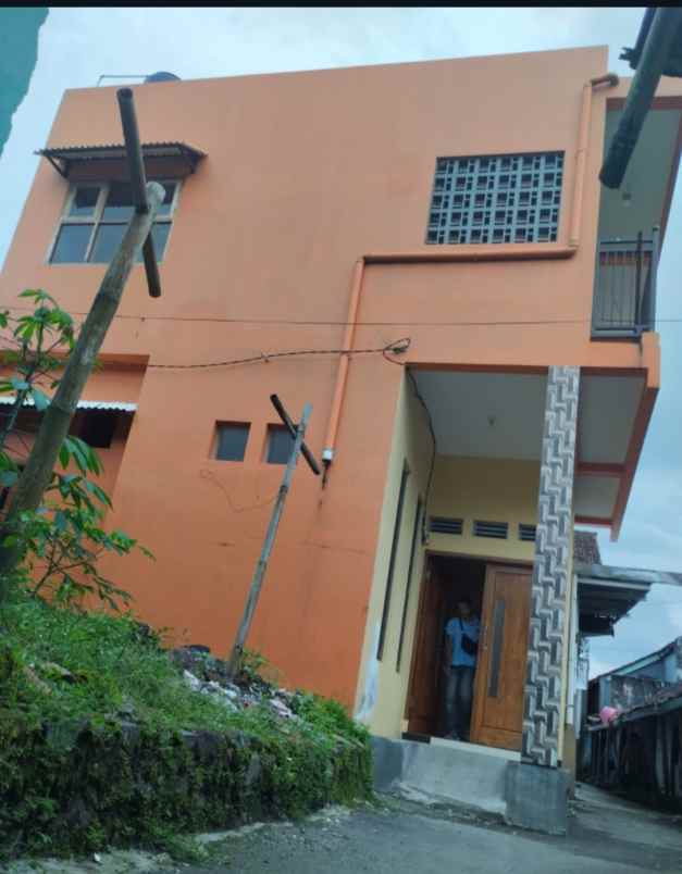 dijual cepat rumah samping sman 4 tsm