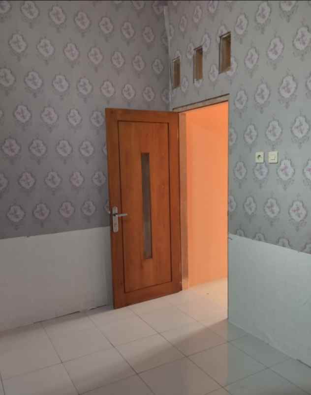 dijual cepat rumah samping sman 4 tsm