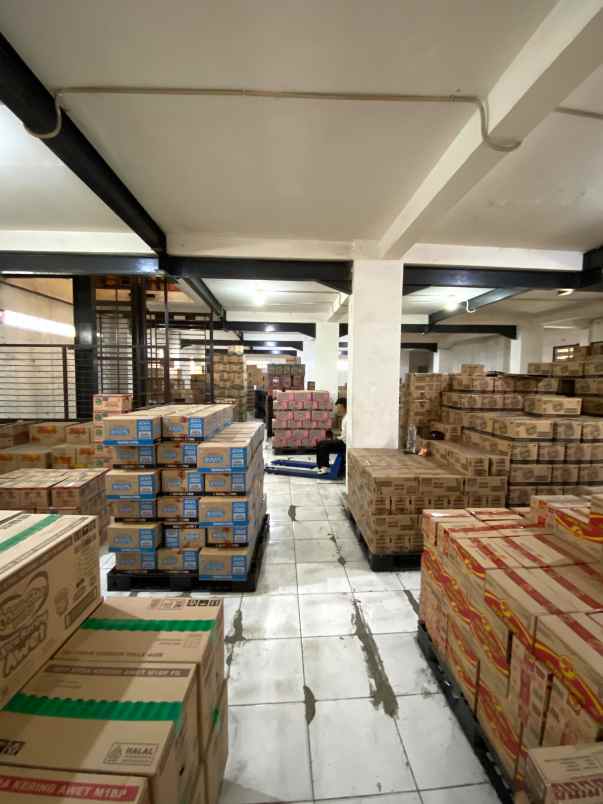 dijual gudang pinggir jalan di kaliabang bekasi