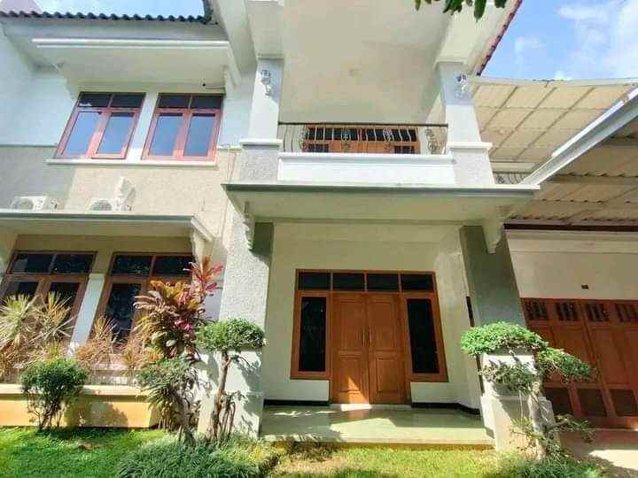dijual kost aktif tengah kota di jl mangga semarang