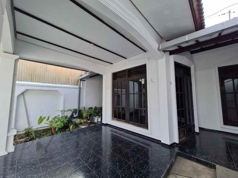 dijual kost ketawanggede