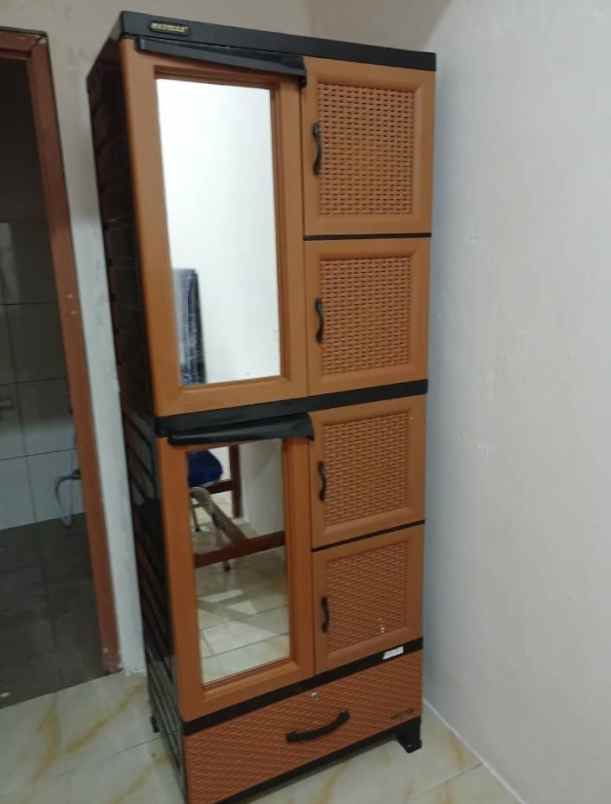 dijual kost perumda tembalang semarang