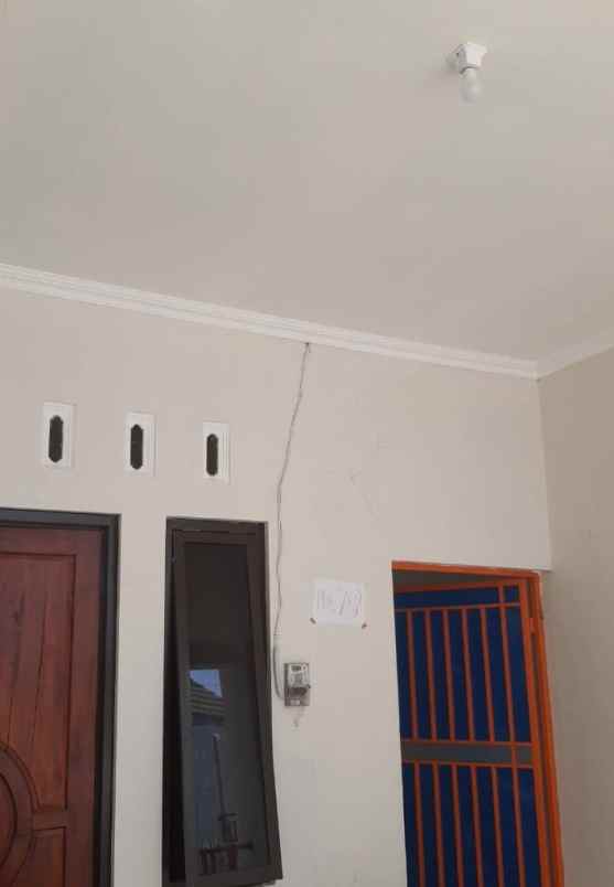 dijual kost perumda tembalang semarang