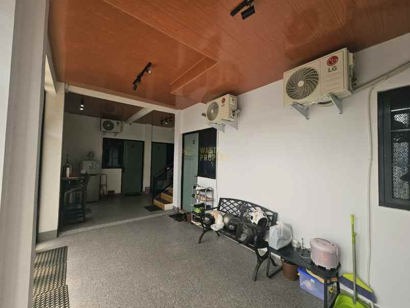 dijual kost sardonoharjo